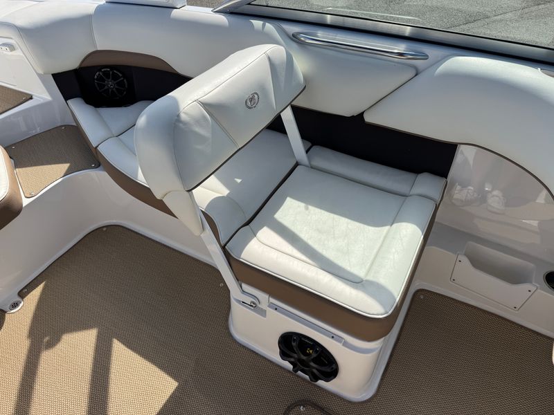Boat Image 11