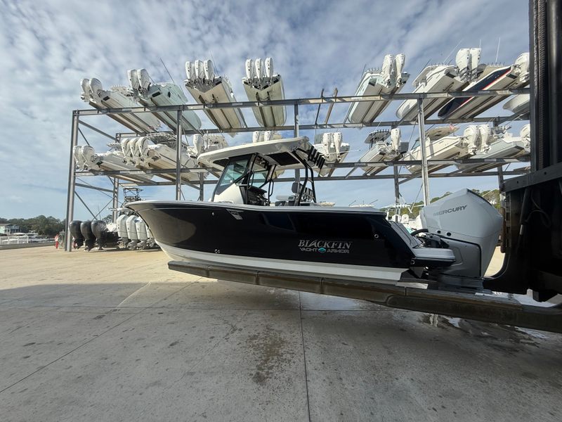 2022 Blackfin 272 CC