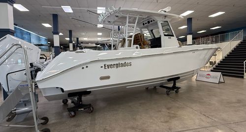 2026 Everglades 335 CC