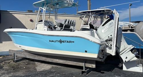 2024 Nauticstar 222 OS