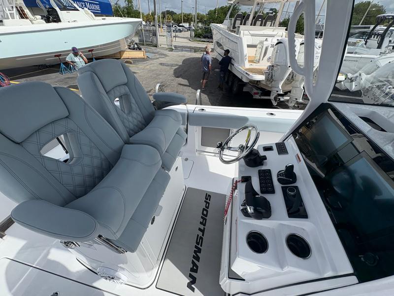 Boat Image 10