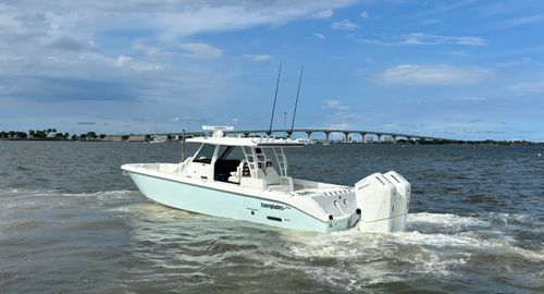 2025 Everglades 395 CC