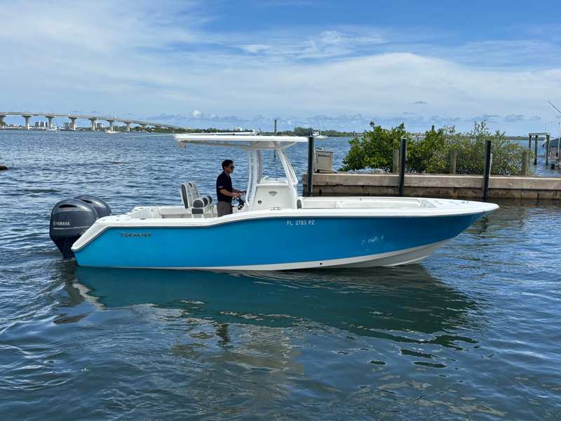 2016 Tidewater 250 CC