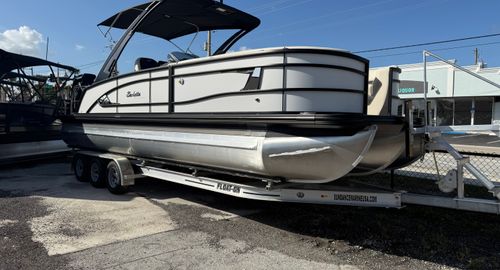 2026 Barletta Lusso L25UCAT