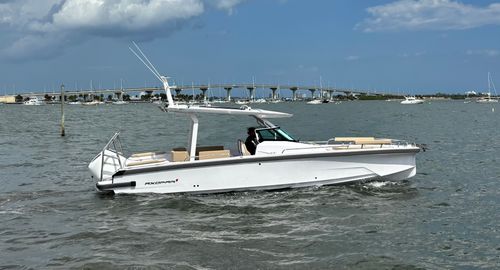 2026 Axopar 29 Sun Top