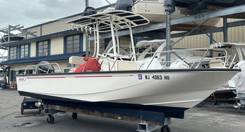 2024 Boston Whaler 210 Montauk