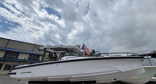 2026 Axopar 29 Sun Top