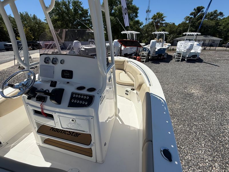Boat Image 13