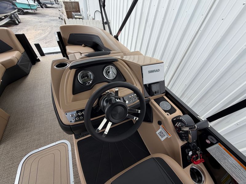 Boat Image 12