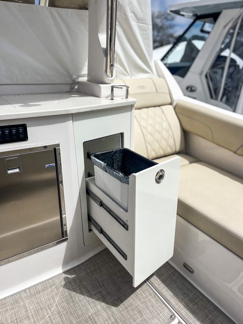 Boat Image 6