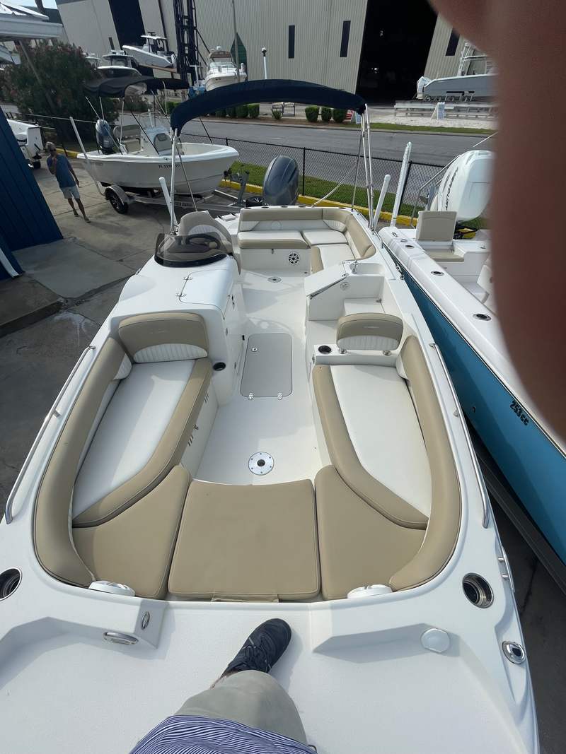 Boat Image 9