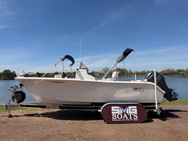 2022 Sea Hunt 229 Ultra CC