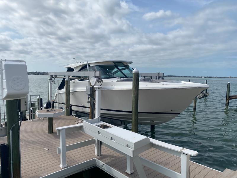 2021 Tiara Yachts 34 LX